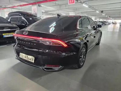 Hyundai Grandeur 2021, 115734 км, за 11525.68 USD