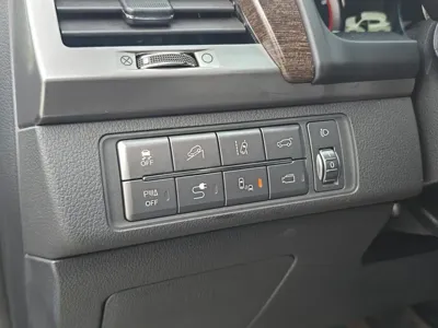 KG_Mobility_Ssangyong Rexton 2019, 93000 км, за 9562.85 USD - фото 9