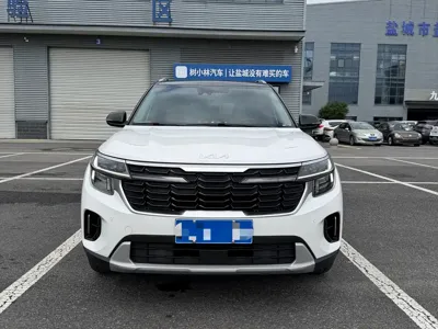 Kia Seltos 2023, 32000 км, за 15788.83 USD