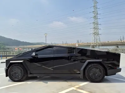 Tesla Cybertruck 2025, 6970 км, за 103539.87 USD - фото 14
