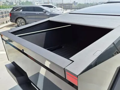 Tesla Cybertruck 2025, 6970 км, за 103539.87 USD - фото 16