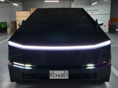 Tesla Cybertruck 2025, 6970 км, за 103539.87 USD - фото 17