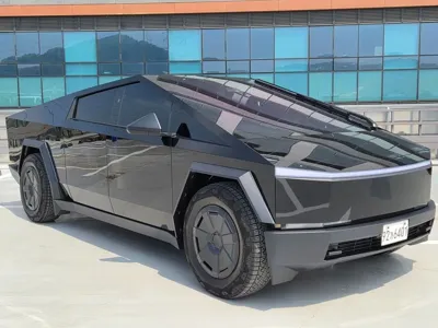 Tesla Cybertruck 2025, 6970 км, за 103539.87 USD - фото 19