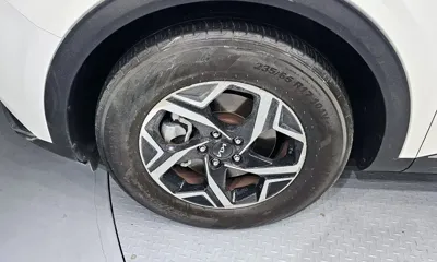 Kia Sportage 2023, 115089 км, за 12365.17 USD