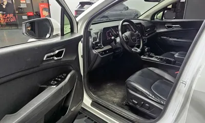 Kia Sportage 2023, 115089 км, за 12365.17 USD - фото 10