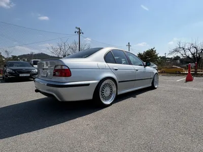 BMW 5-Series 2003, 196000 км, за 8456.94 USD