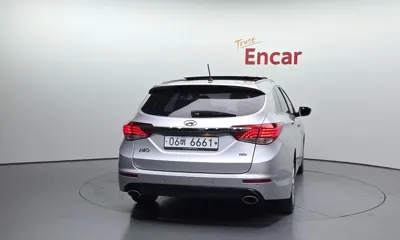 Hyundai i40 2014, 168975 км, за 4269.57 USD