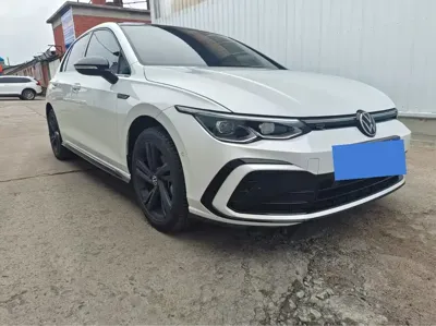 Volkswagen Golf 2022, 45000 км, за 17313.73 USD