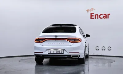 Hyundai Grandeur 2018, 159158 км, за 8261.78 USD