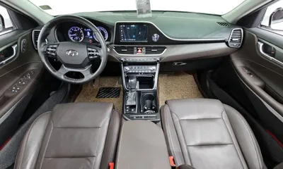 Hyundai Grandeur 2018, 159158 км, за 8261.78 USD - фото 7