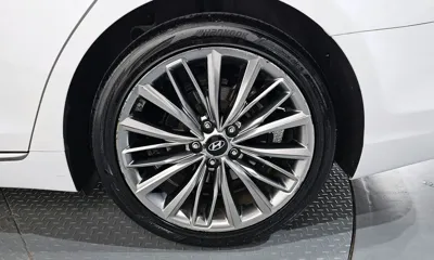Hyundai Grandeur 2018, 159158 км, за 8261.78 USD - фото 21