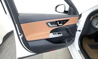 Mercedes-Benz E-Class 2025, 24415 км, за 38316.45 USD - фото 24