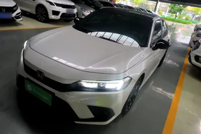 Honda Civic · 2022 год
