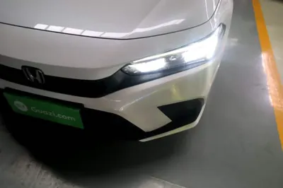 Honda Civic 2022, 93700 км, за 12953 USD - фото 8