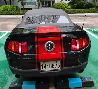 Ford Mustang 2012, 135000 км, за 3575.37 USD