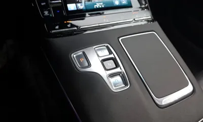Hyundai Grandeur 2022, 51010 км, за 15287.55 USD - фото 9