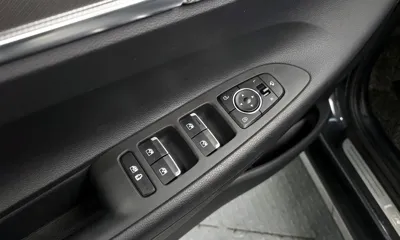 Hyundai Grandeur 2022, 51010 км, за 15287.55 USD - фото 29