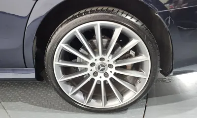 Mercedes-Benz E-Class 2022, 25405 км, за 28545.13 USD