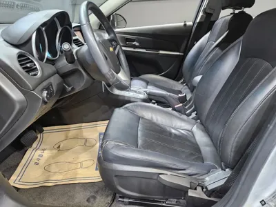ChevroletGMDaewoo Cruze 2012, 68000 км, за 1652.57 USD - фото 10