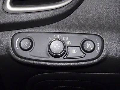 ChevroletGMDaewoo Trax 2019, 19144 км, за 7601.8 USD - фото 16