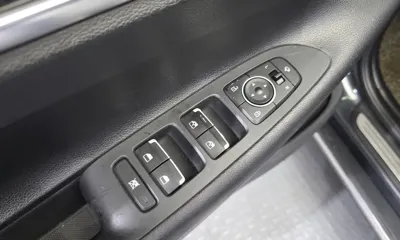 Hyundai Grandeur 2018, 130550 км, за 7100.98 USD - фото 13