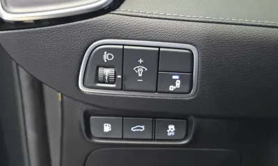 Hyundai Grandeur 2018, 130550 км, за 7100.98 USD - фото 14