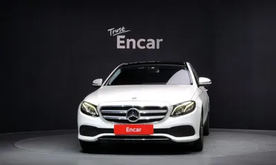 Mercedes-Benz E-Class 2017, 50028 км, за 12547.07 USD