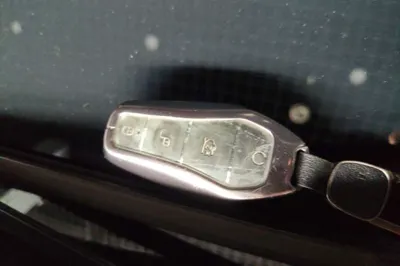 BYD Song PLUS New Energy 2023, 41500 км, за 15172 USD - фото 8