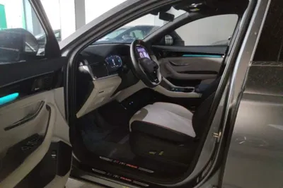 BYD Song PLUS New Energy 2023, 41500 км, за 15172 USD - фото 19