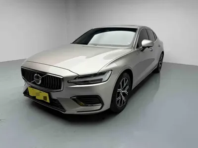 Volvo S60 · 2022 год