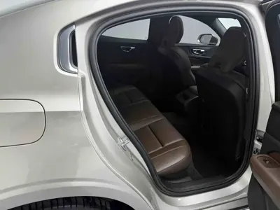 Volvo S60 2022, 49500 км, за 14699.54 USD - фото 9