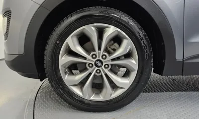Hyundai Santafe 2015, 192261 км, за 5407.17 USD