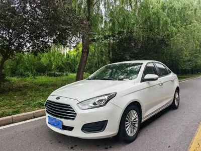 Ford Escort · 2017 год