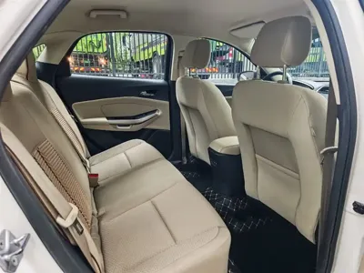Ford Escort 2017, 83000 км, за 2766.28 USD - фото 7