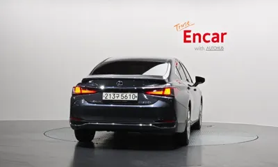 Lexus ES 2022, 43012 км, за 27684.17 USD