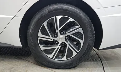 Hyundai Sonata 2021, 128239 км, за 10043.32 USD - фото 21