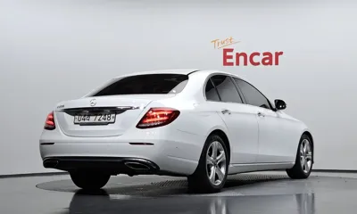 Mercedes-Benz E-Class 2017, 114834 км, за 11721.03 USD