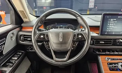 Lincoln Aviator 2020, 54005 км, за 23640.3 USD - фото 13