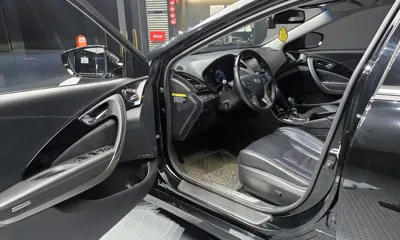 Hyundai Grandeur 2014, 144109 км, за 4269.57 USD - фото 11