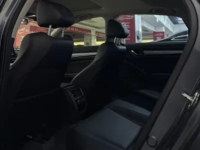 Honda Accord 2022, 54000 км, за 15508.68 USD