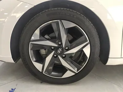 Hyundai Elantra 2023, 31500 км, за 10270.55 USD - фото 6