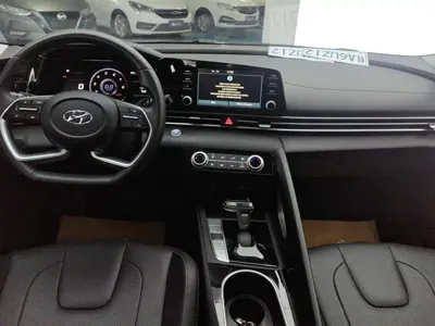 Hyundai Elantra 2023, 31500 км, за 10270.55 USD - фото 12