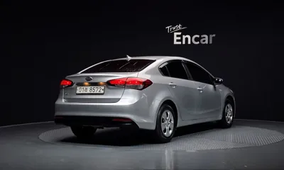 Kia K3 2017, 83994 км, за 3875.46 USD
