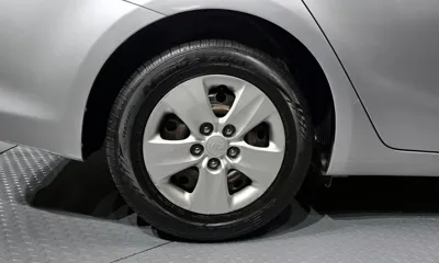 Kia K3 2017, 83994 км, за 3875.46 USD