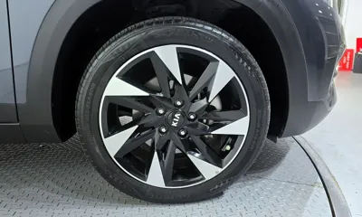 Kia Seltos 2022, 52951 км, за 14375.74 USD