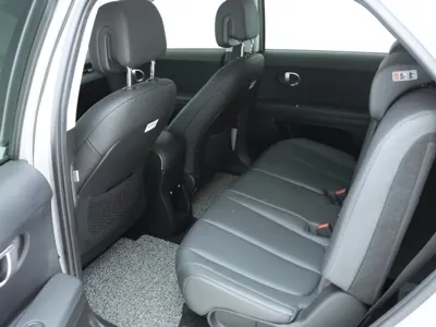 Hyundai Ioniq5 2023, 52760 км, за 6025.99 USD - фото 7