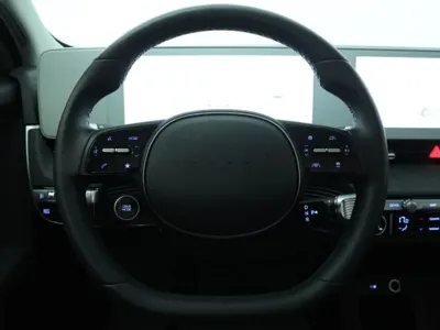 Hyundai Ioniq5 2023, 52760 км, за 6025.99 USD - фото 8