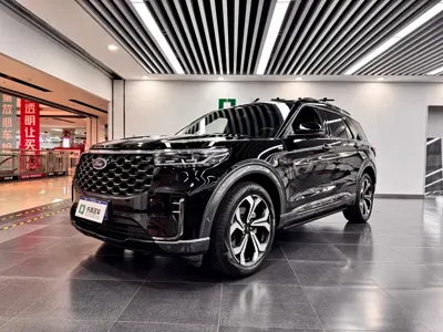 Ford Explorer · 2023 год