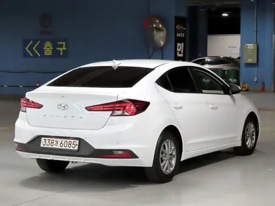Hyundai Avante 2020, 135153 км, за 6316.34 USD