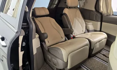 Kia Canival 2023, 111916 км, за 24625.58 USD - фото 13